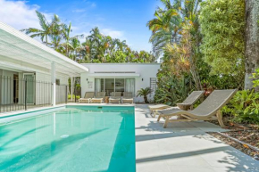 Peaceful & Stylish Retreat, Noosa Heads